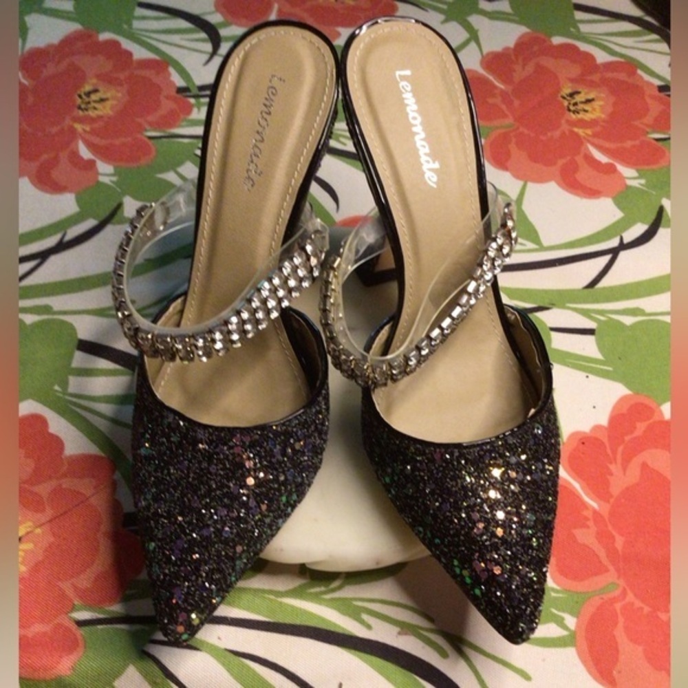 NEW LEMONADE BLACK PUMS HEELS